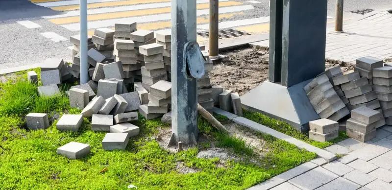 Павлодарда шенеуніктер тротуарға қажет материалдарды 3 есе көп етіп көрсеткен