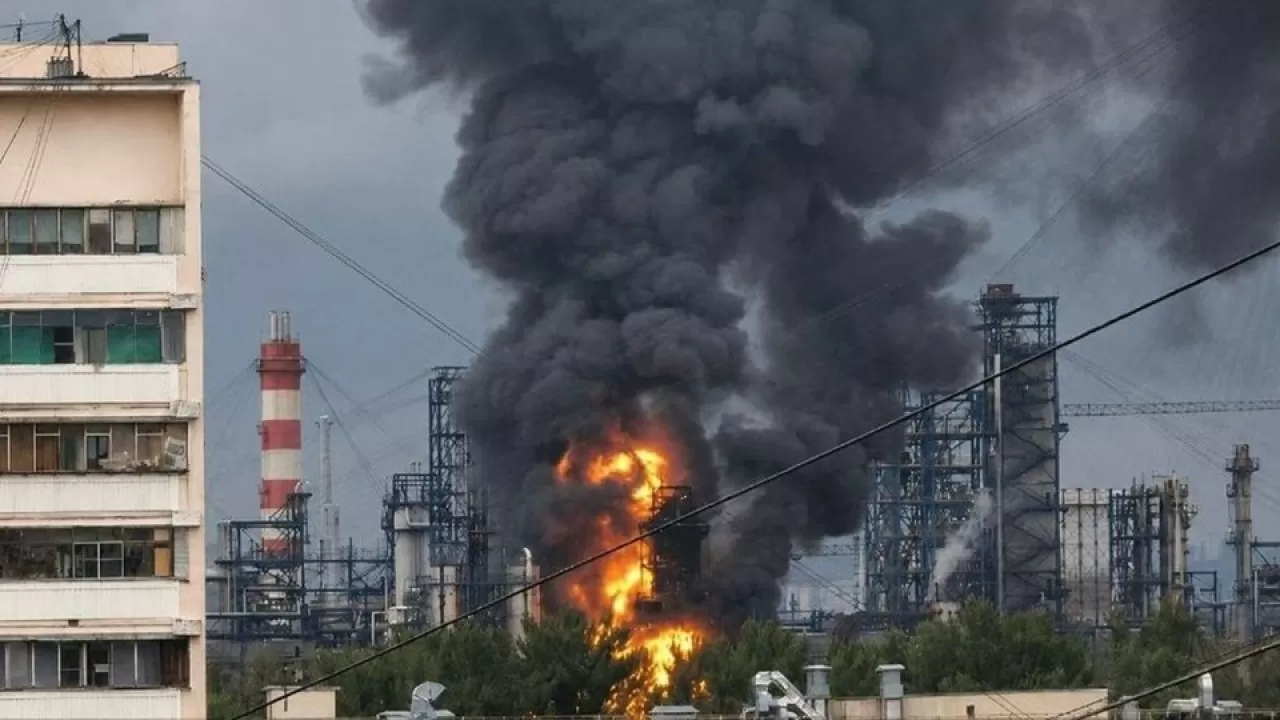 Один из ключевых поставщиков топлива для Москвы оказался под атакой дронов 