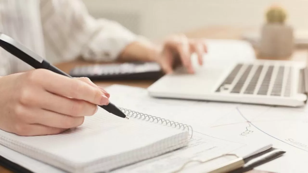 От кассира до сварщика: тысячи выпускников Skills Enbek нашли работу  