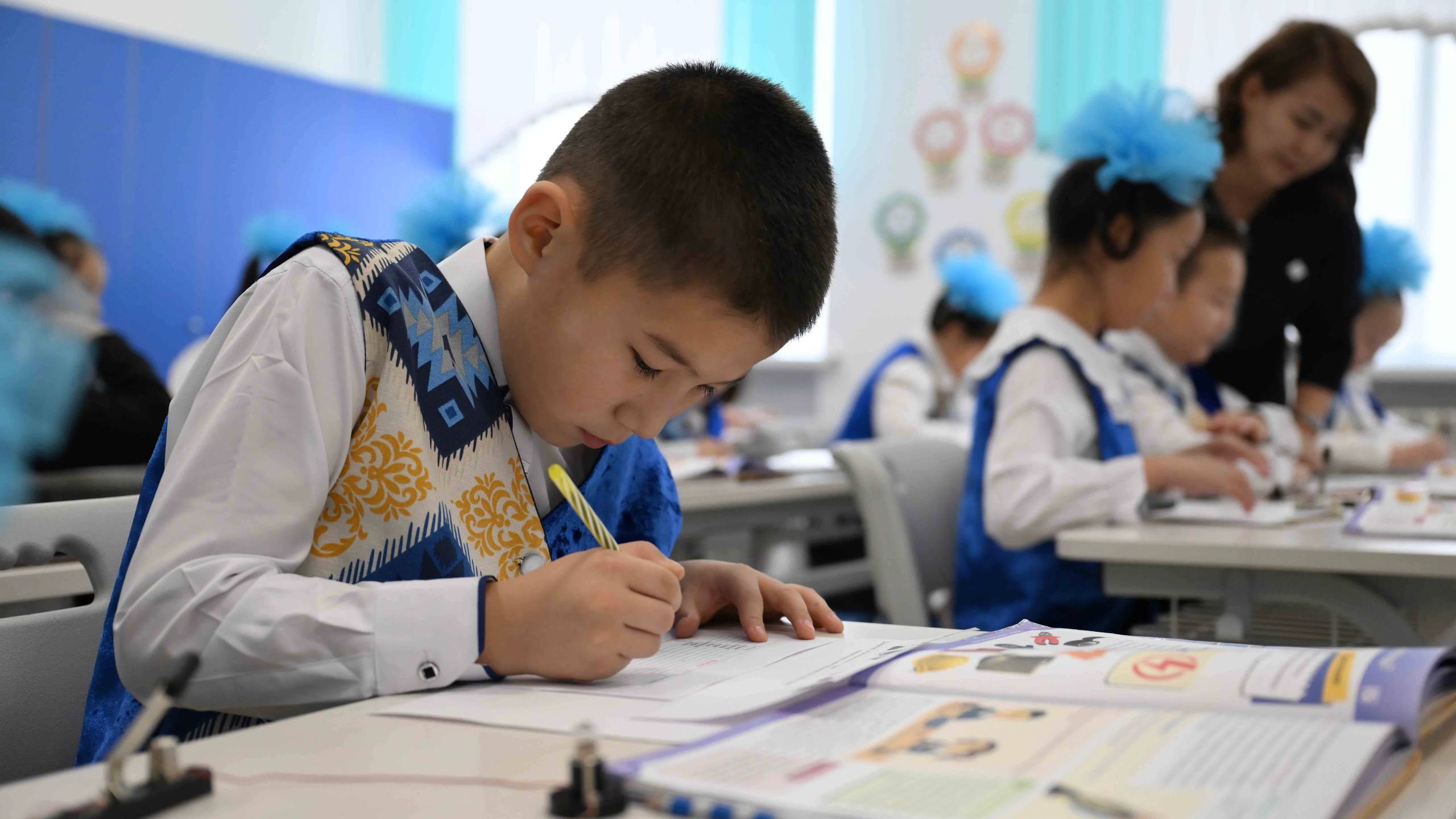 Бастауыш сынып оқушылары үшін БЖБ мен ТЖБ алынып тасталуы мүмкін