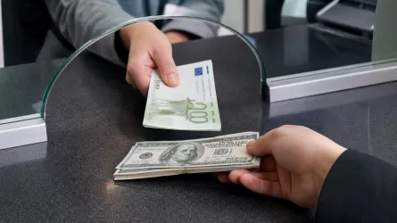 Нацбанк уточняет порядок покупки безналичной валюты для бизнеса