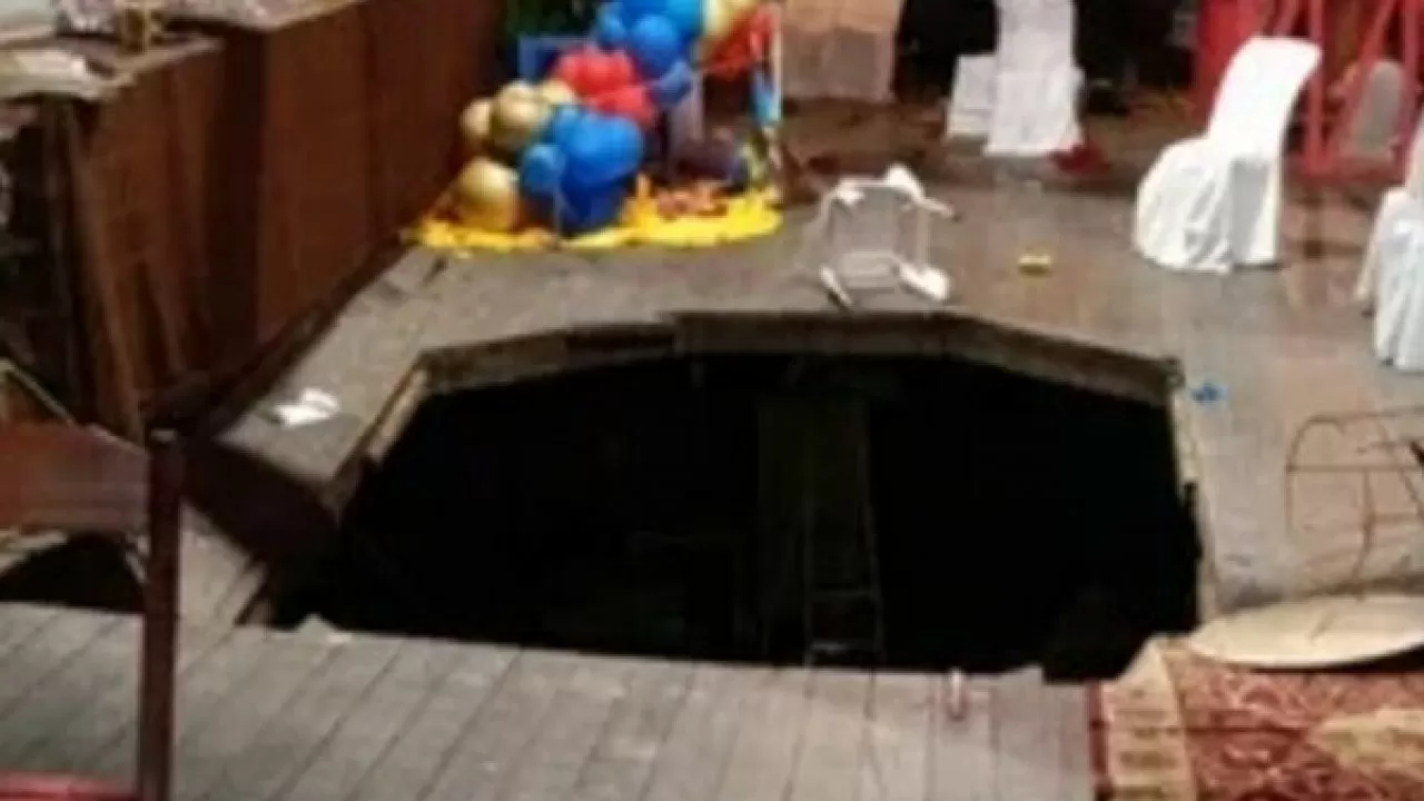 11 человек в Бразилии получили травмы из-за провалившегося пола
