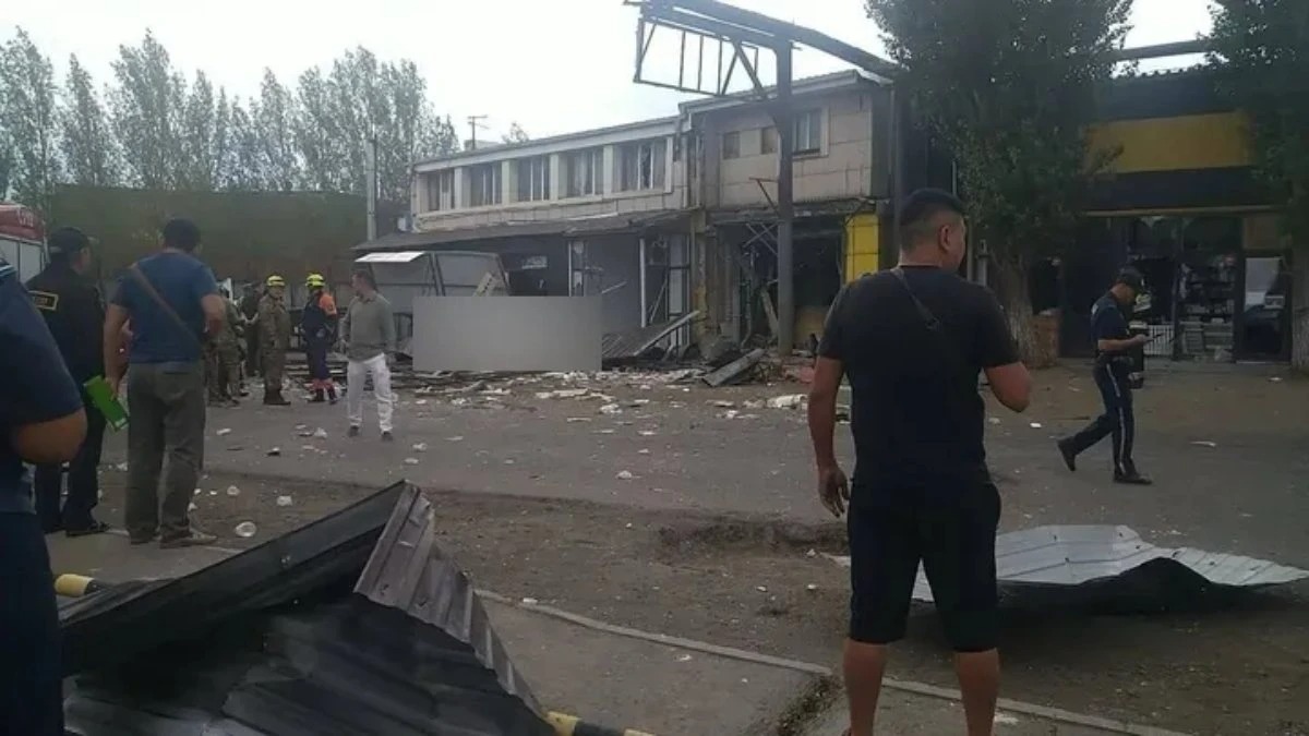 "Арасында шетелдік азаматтар бар": Астанадағы газ баллоны жарылысынан 3 азамат жарақат алды