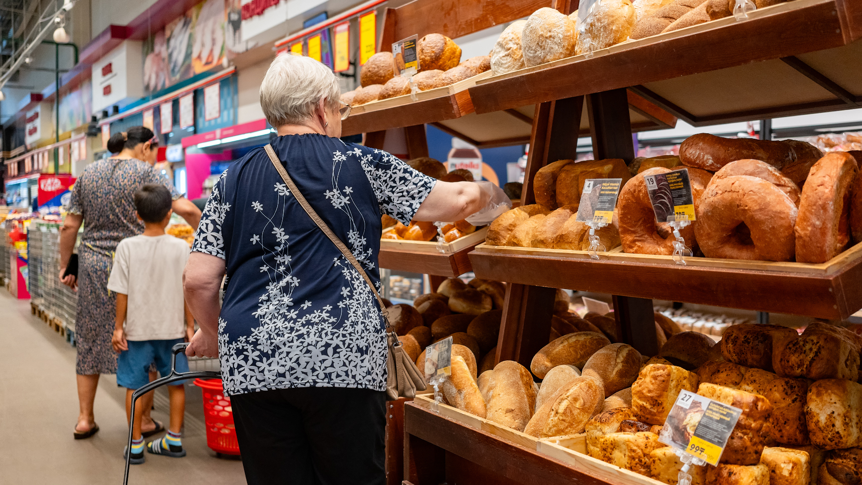 В столице Казахстана подорожали хлеб, мука и другие важные продукты питания