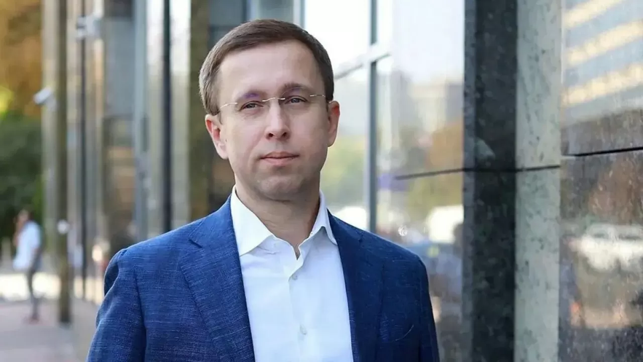 Украина получила нового премьера на фоне протестов 