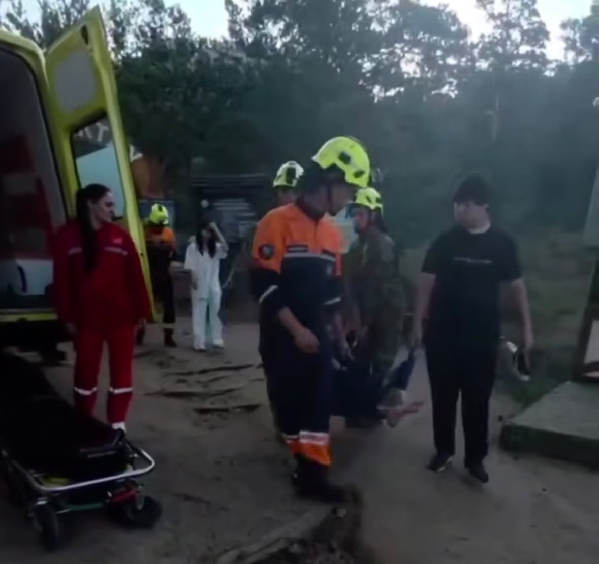 Бурабайда құтқарушылар тауда жарақат алған жасөспірімді эвакуациялады
