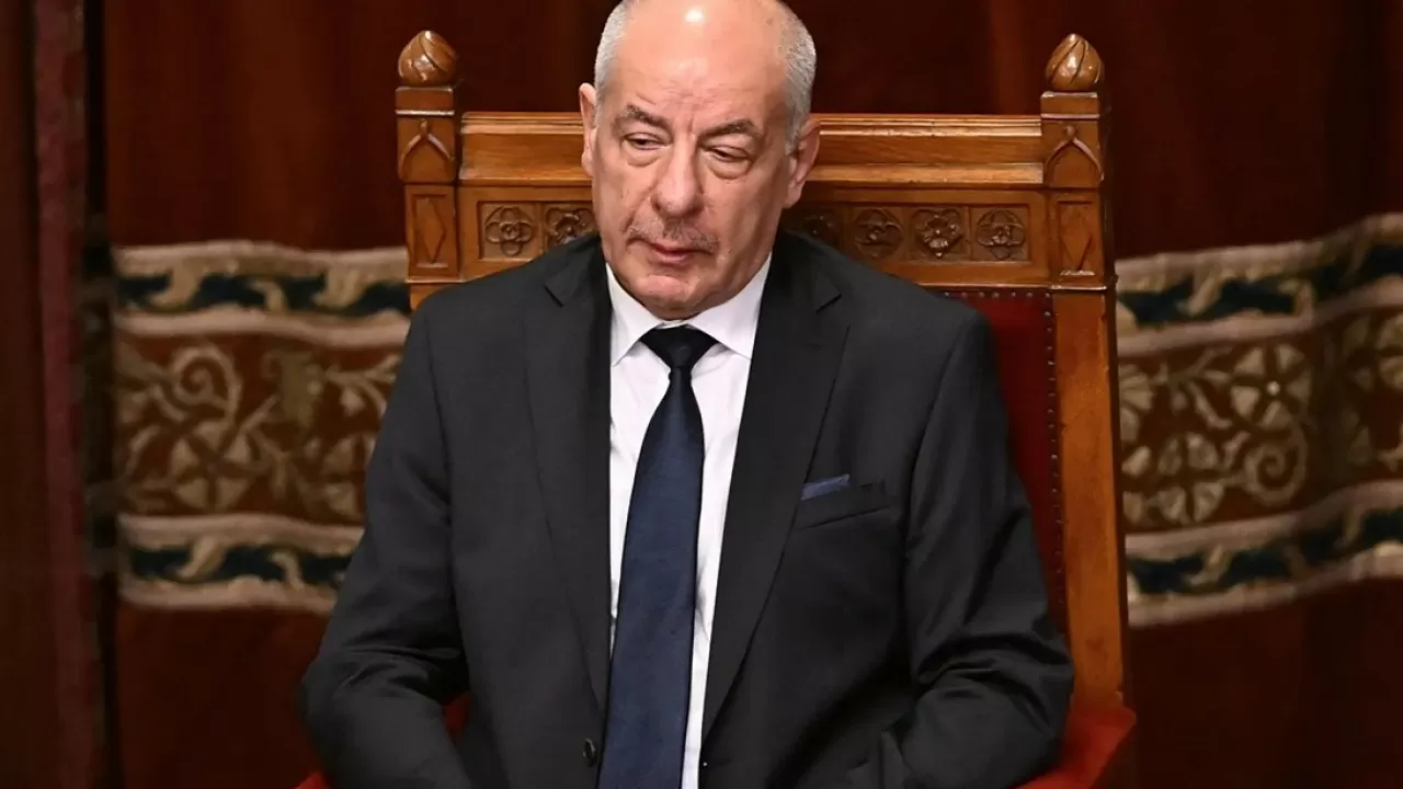 Президент Венгрии подписал собственную отставку 