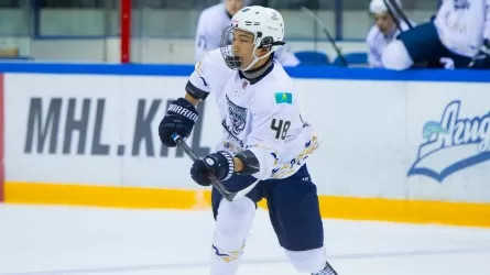 "Барыс" вернул двух казахстанцев из Северной Америки