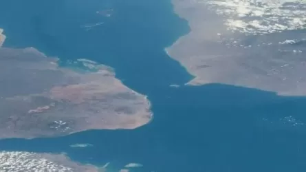 За проход через Красное море могут начать брать плату с судов