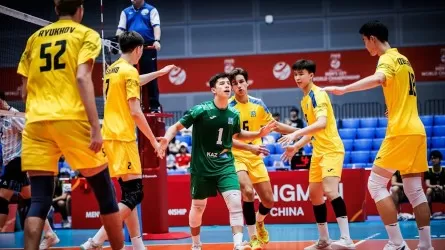 Казахстан уступил Узбекистану в драматичном матче чемпионата ЦА по волейболу