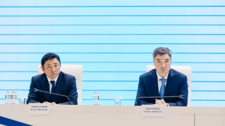 Олжас Бектенов представил нового акима Атырауской области  