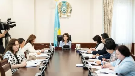 В Казахстане усилят подготовку рабочих кадров и обновят программы колледжей