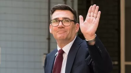 Новым премьер-министром Великобритании стал Энди Бернэм