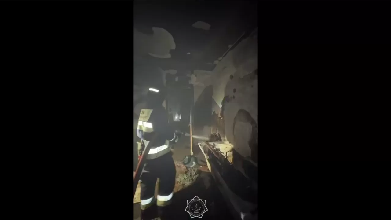 Ранним утром в одном из ЖК в Астане вспыхнул пожар
