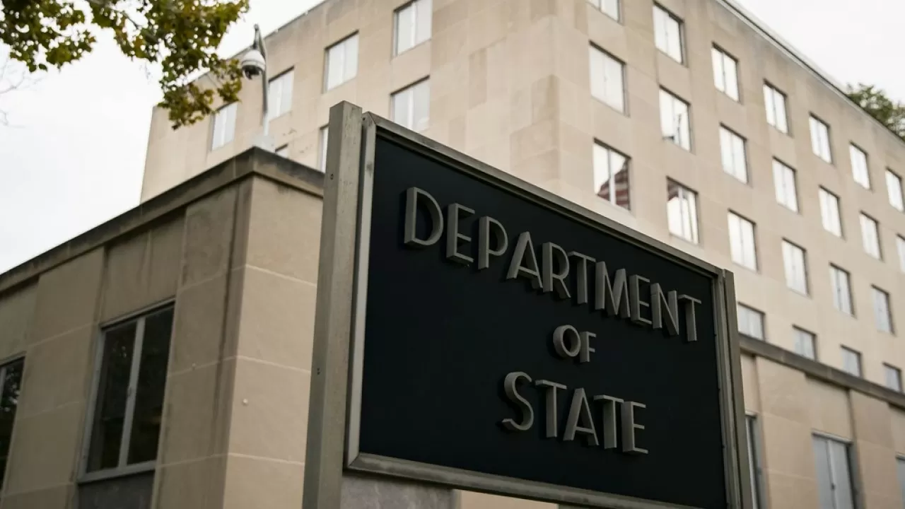 США поставили на паузу иммиграционные визы: посольства отменяют собеседования