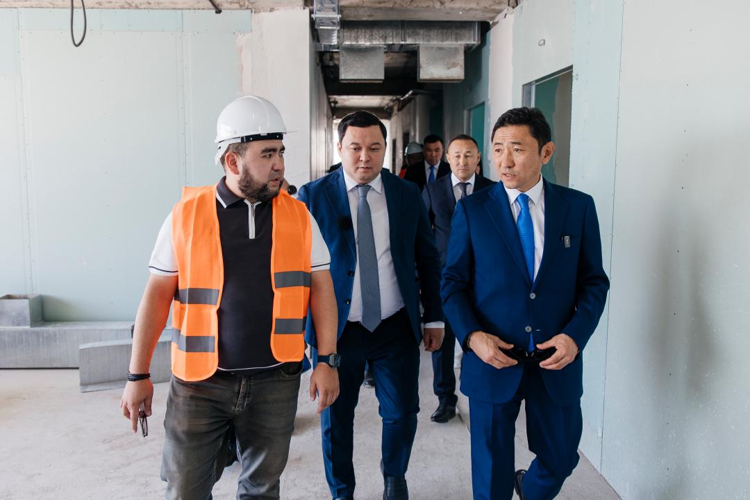Атырауда 2 жаңа емхананың құрылысы аяқталуға жақын