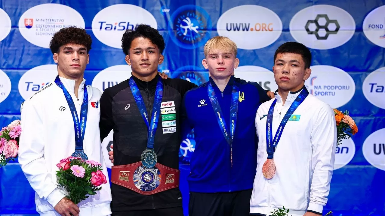 Казахстанец Нурдаулет Сеилбеков взял бронзу ЧМ U20 по борьбе 