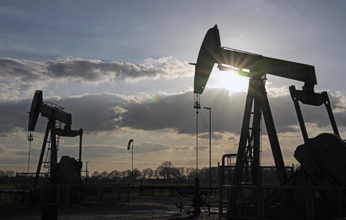 Brent снова выше 88 долларов: нефть достигла максимума с конца июля  