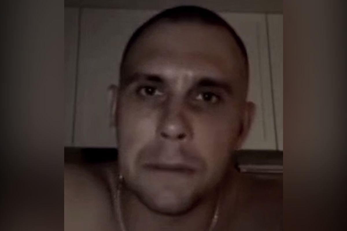 "Азаматтық сатып алдым": Интернетте Қазақстанды "жемқор ел" деп атаған ер адамның жеке басы анықталды