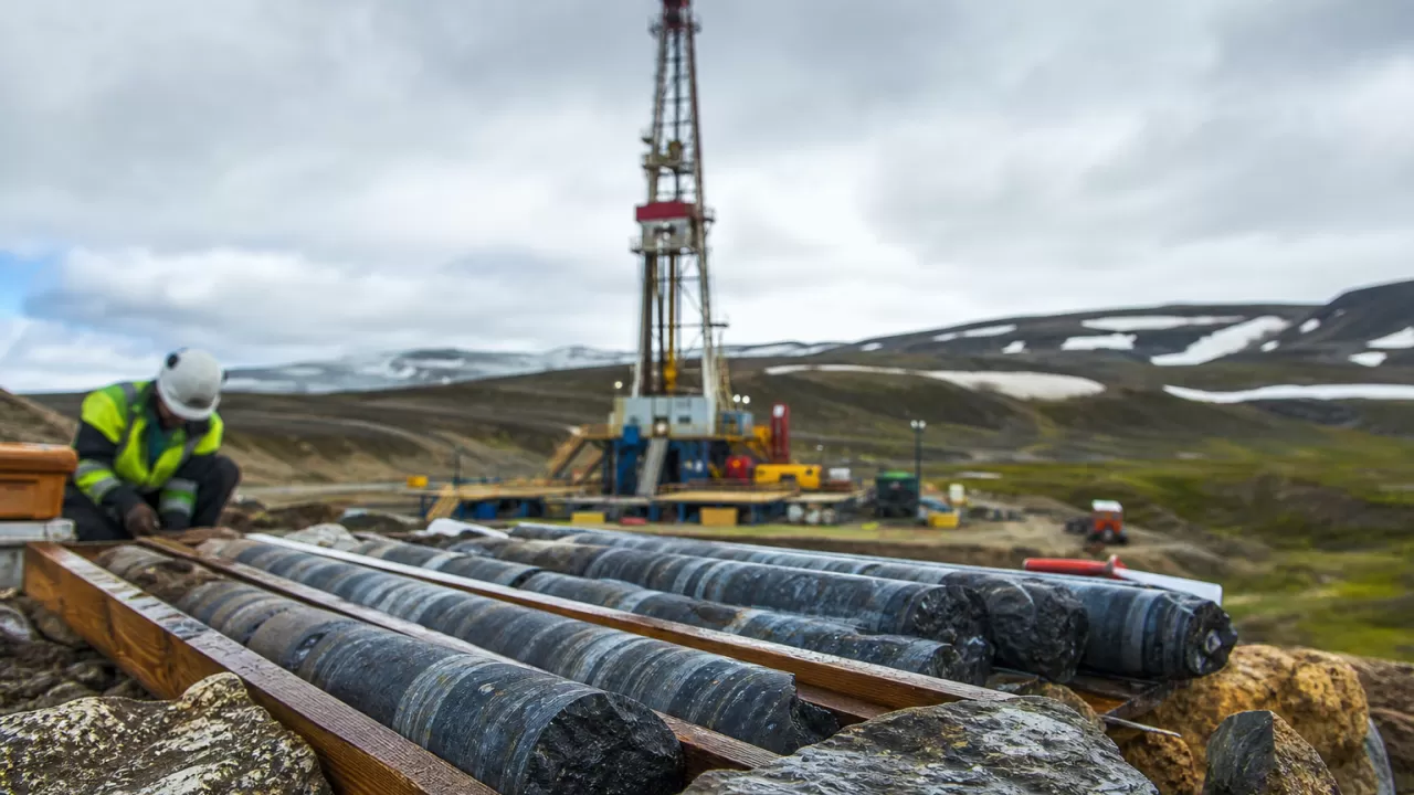 В Казахстане утвердили перечень малоизученных территорий для поиска нефти и газа