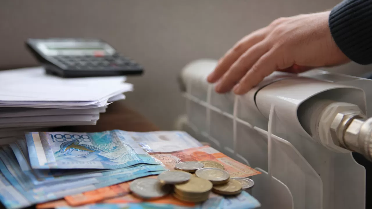 Казахстанцы задолжали 19 млрд тенге за коммунальные услуги 