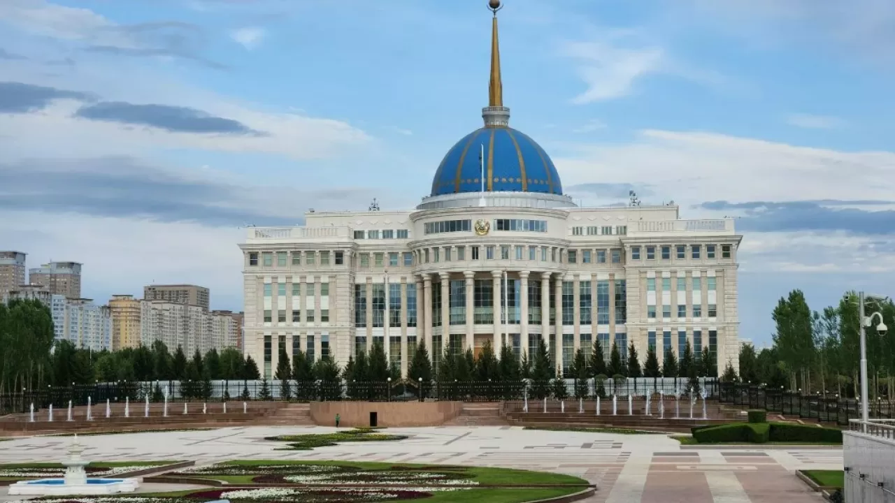 Токаев поздравил Зеленского с 35-летием независимости Украины  