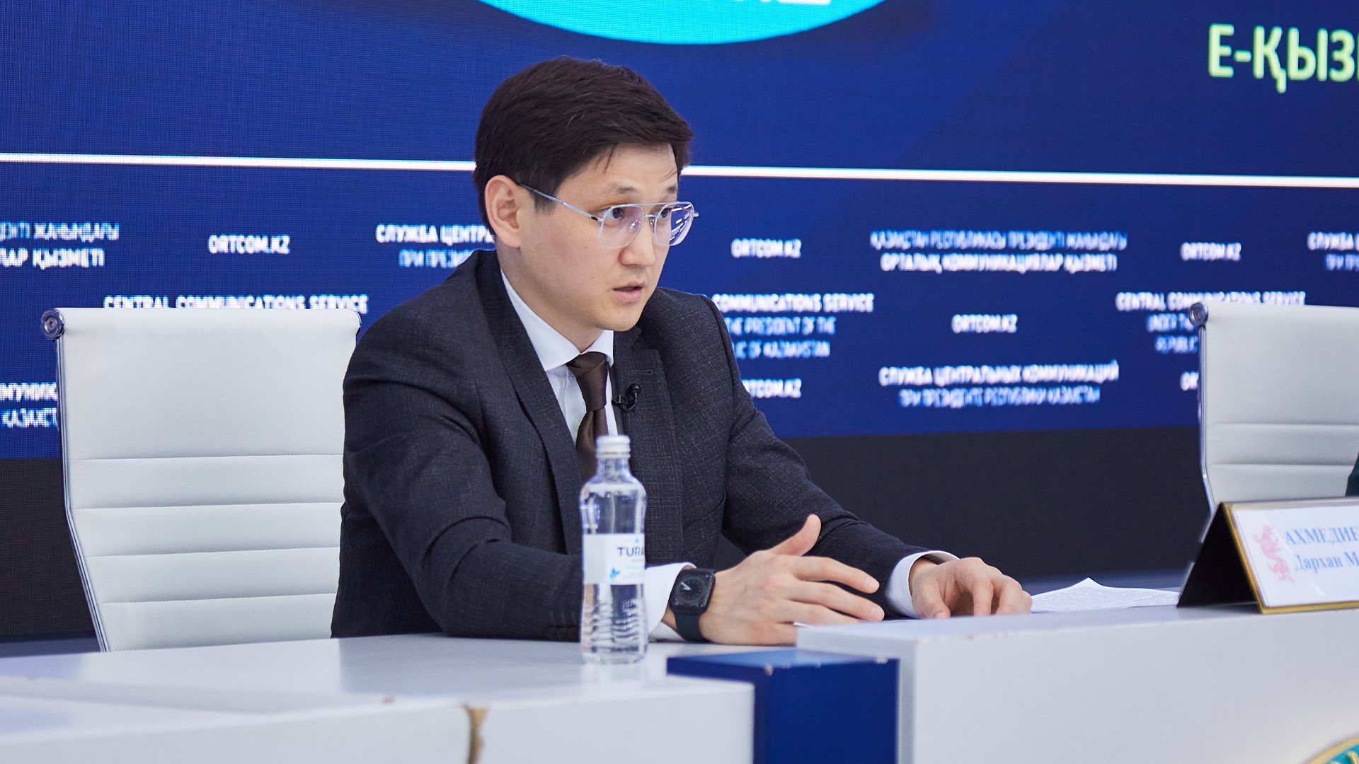 Дархан Мейрамұлы Ахмедиев Қорғаныс министрінің орынбасары лауазымынан босатылды 