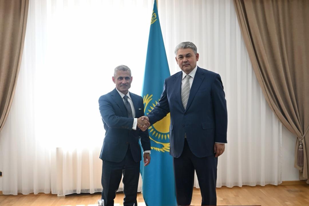Қазақстан мен АҚШ стратегиялық әріптестікті нығайтудың жаңа бағыттарын талқылады