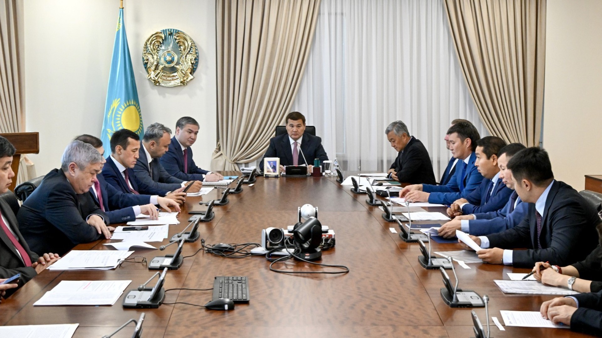 Тау-кеннен энергетикаға дейін: Үкіметте ірі инвестициялық жобалар қаралды