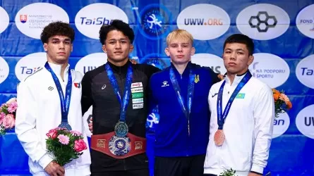 Казахстанец Нурдаулет Сеилбеков взял бронзу ЧМ U20 по борьбе 