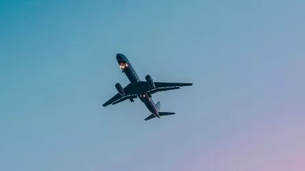 Казахстан обсуждает с Китаем совместную региональную авиакомпанию
