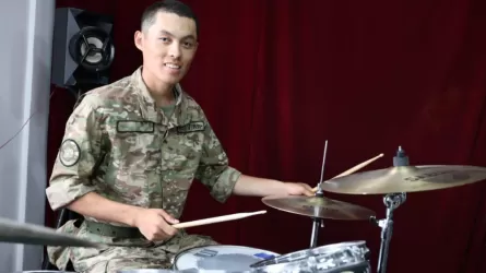 Из TikTok &mdash; в военную форму: как музыкант из Шымкента пришел служить в Нацгвардию  