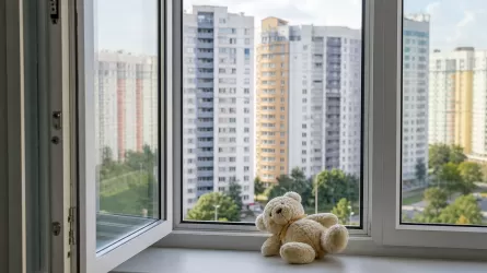 Трагедии у открытых окон: почему растет число несчастных случаев 