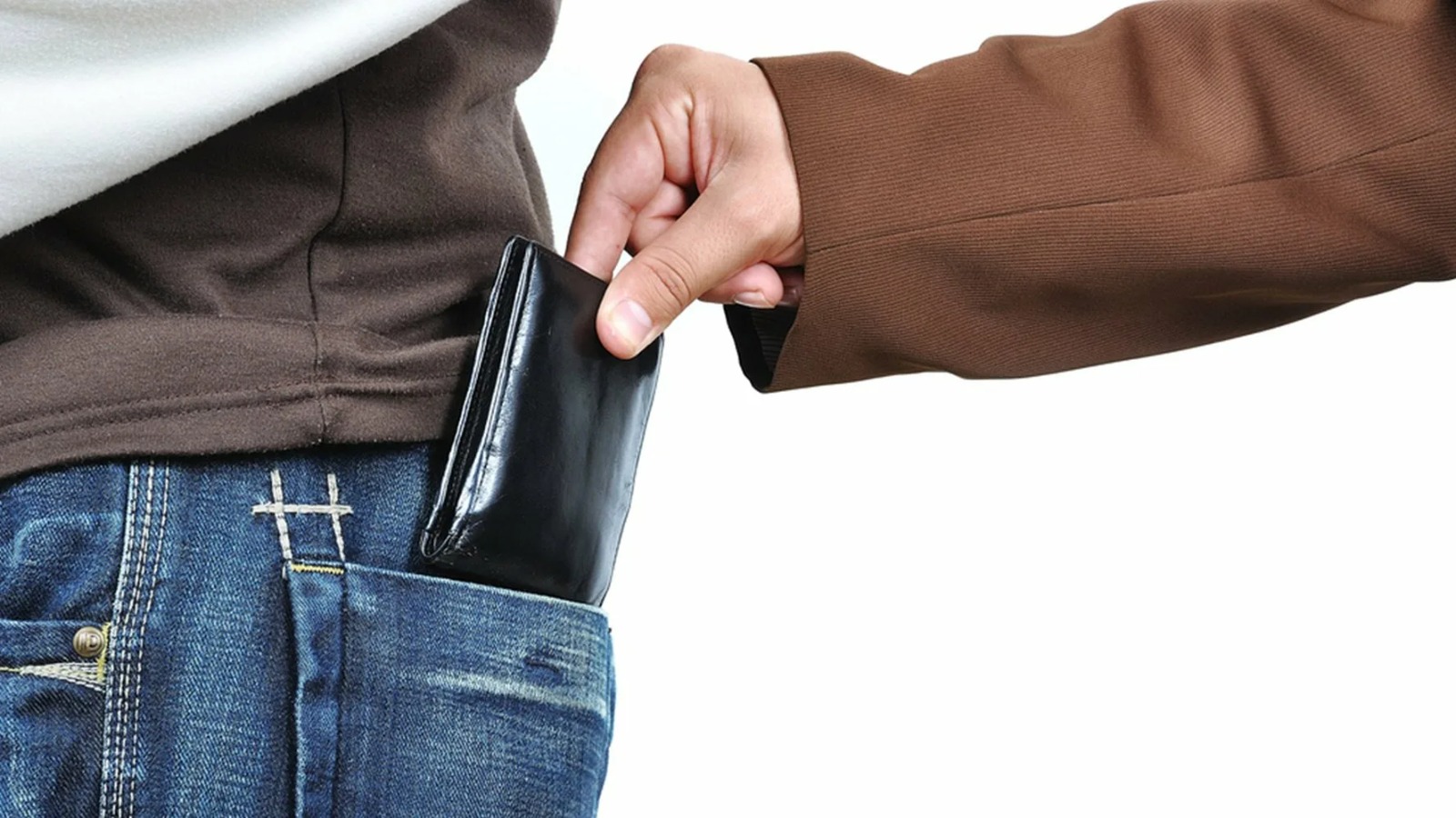 Жиені қарт туысының 400 мың теңгесін ұрлады деген күдікке ілікті