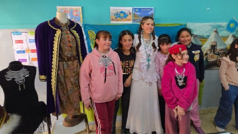 Димаштың арқасында Қазақстанға қызыққан аргентиналық оқушылар ерекше жоба жасады