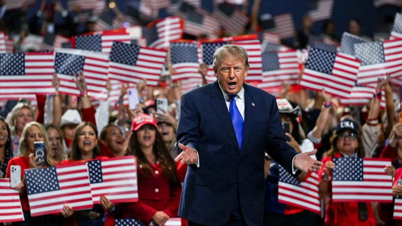 Трамп әр тұрғынға 5 мың доллардан беруге уәде етті