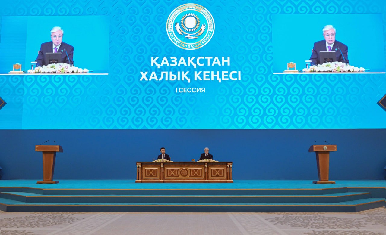 Қасым-Жомарт Тоқаев Ерлан Қаринге Конституцияны түсіндіру жұмысын ұйымдастыруды тапсырды