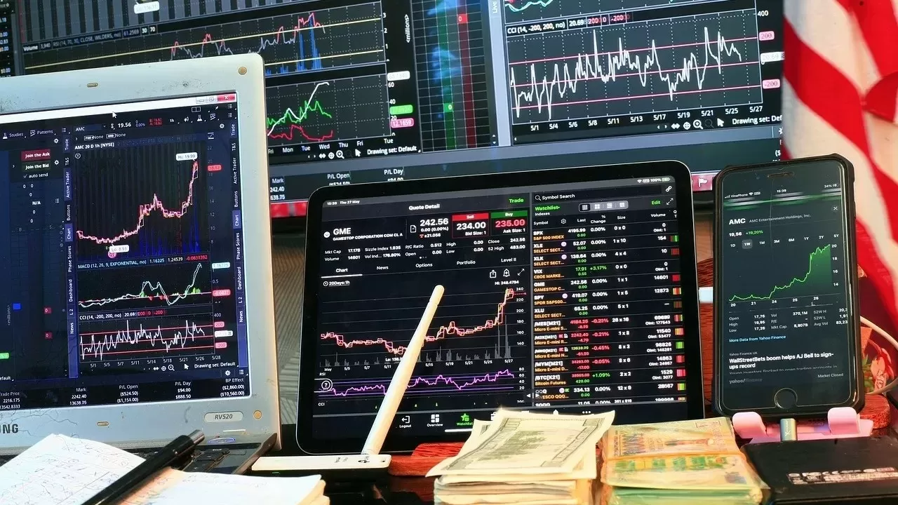 Нефть выше 100 долларов усилила давление на азиатские рынки 