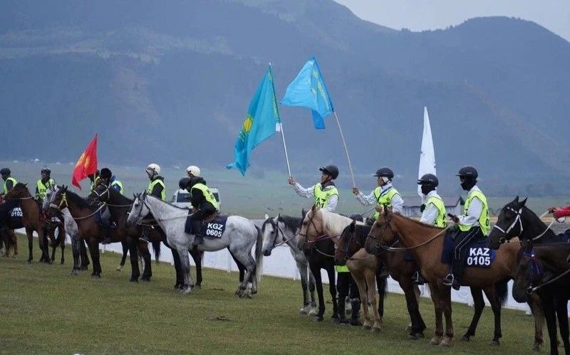 Көшпенділер ойындарында Қазақстан ат марафонының бірінші кезеңінде көш бастады