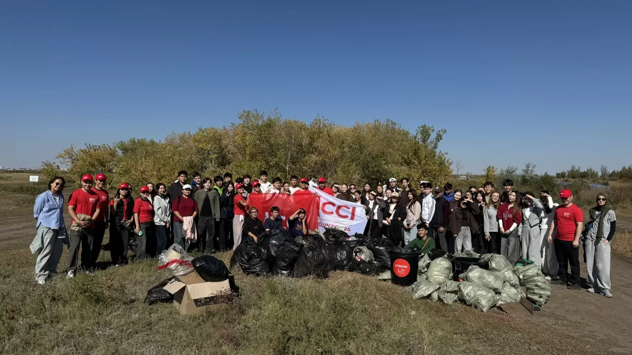Более 5,8 тонны отходов собрали во время экоакции в Казахстане 