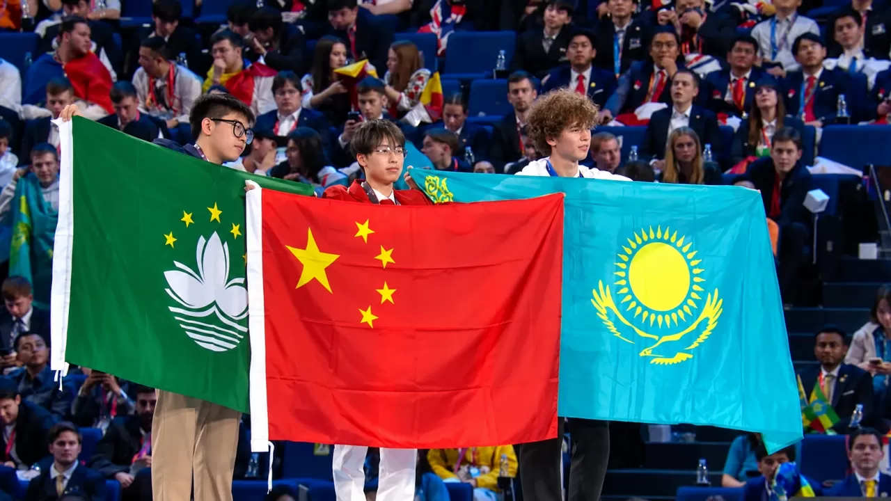 Студент принес Казахстану бронзу на мировом чемпионате  