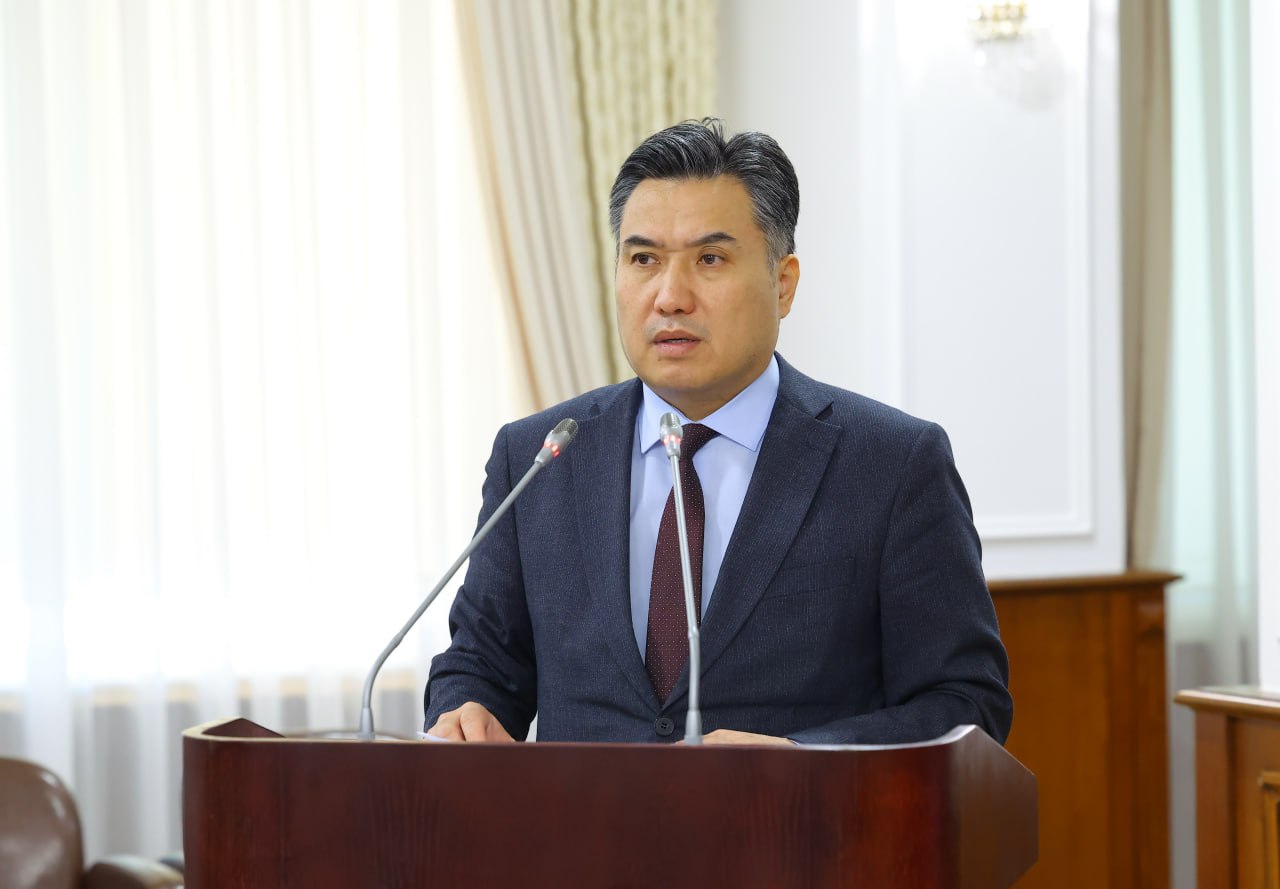 Еңбек министрі қандай мамандықтар жойылатынын айтты