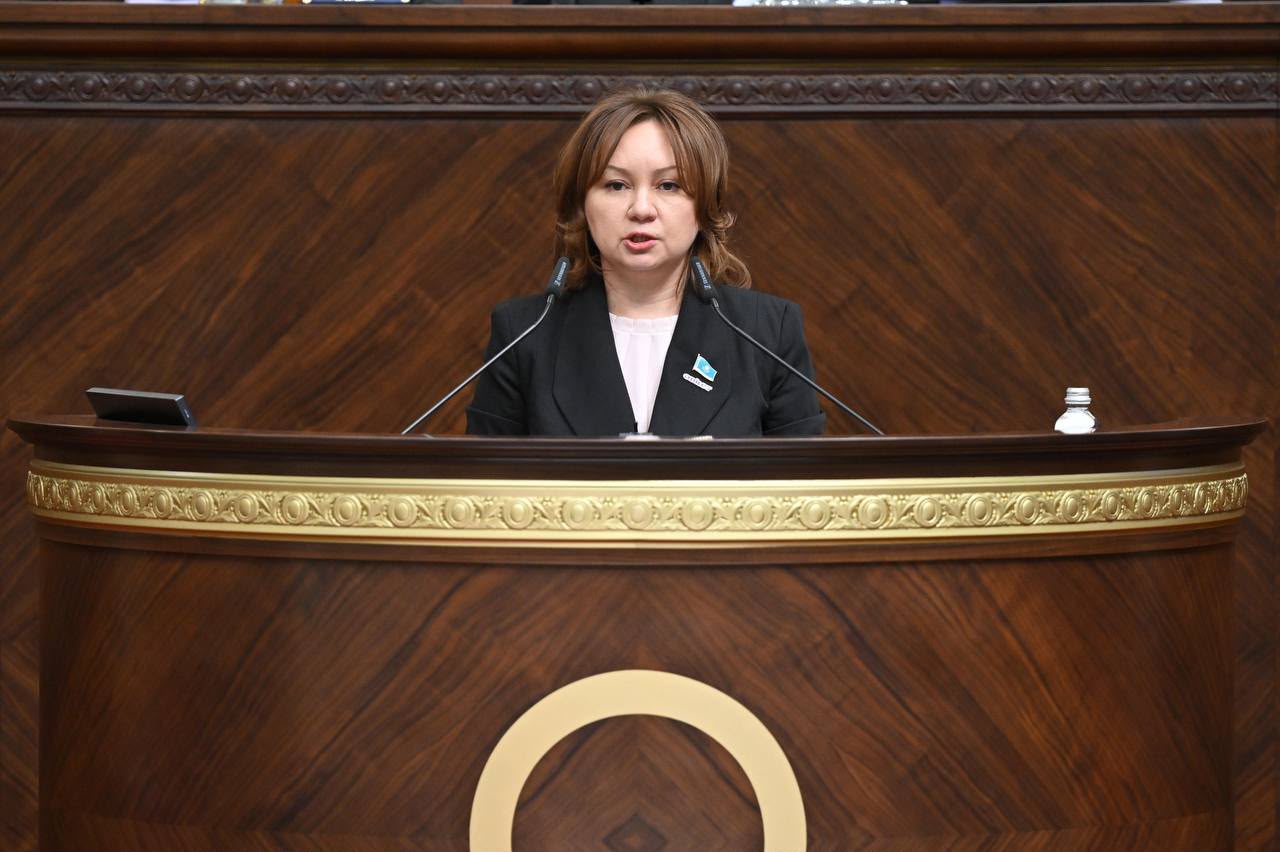Депутаттар Құрылтай мінберінде құттықтаулар жолдай алмайды