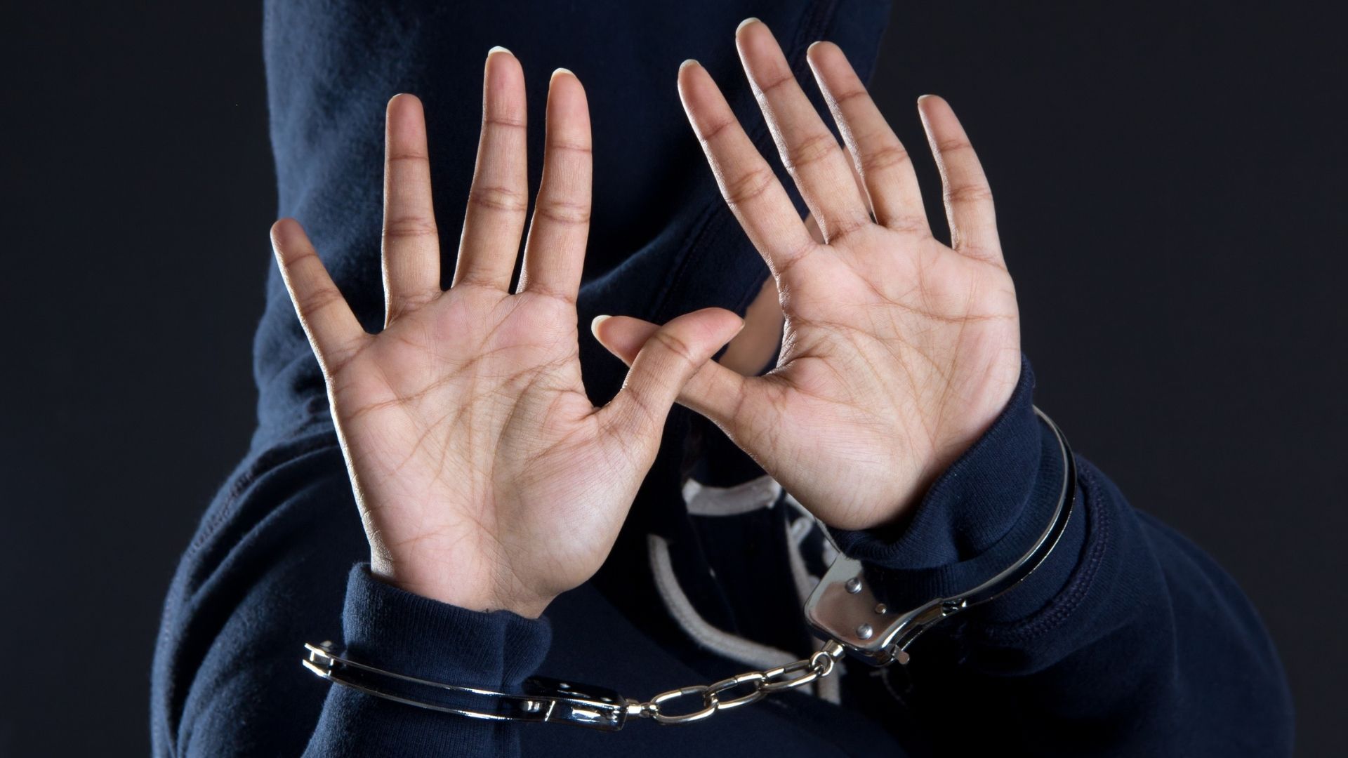 Елде 69 жасөспірім есірткі қылмыстары үшін ұсталды