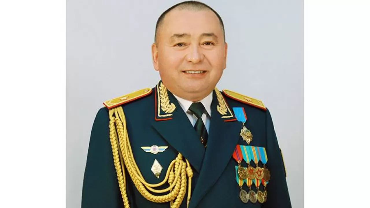 Досье: Уштаев Куанышбек Ускенбаевич
