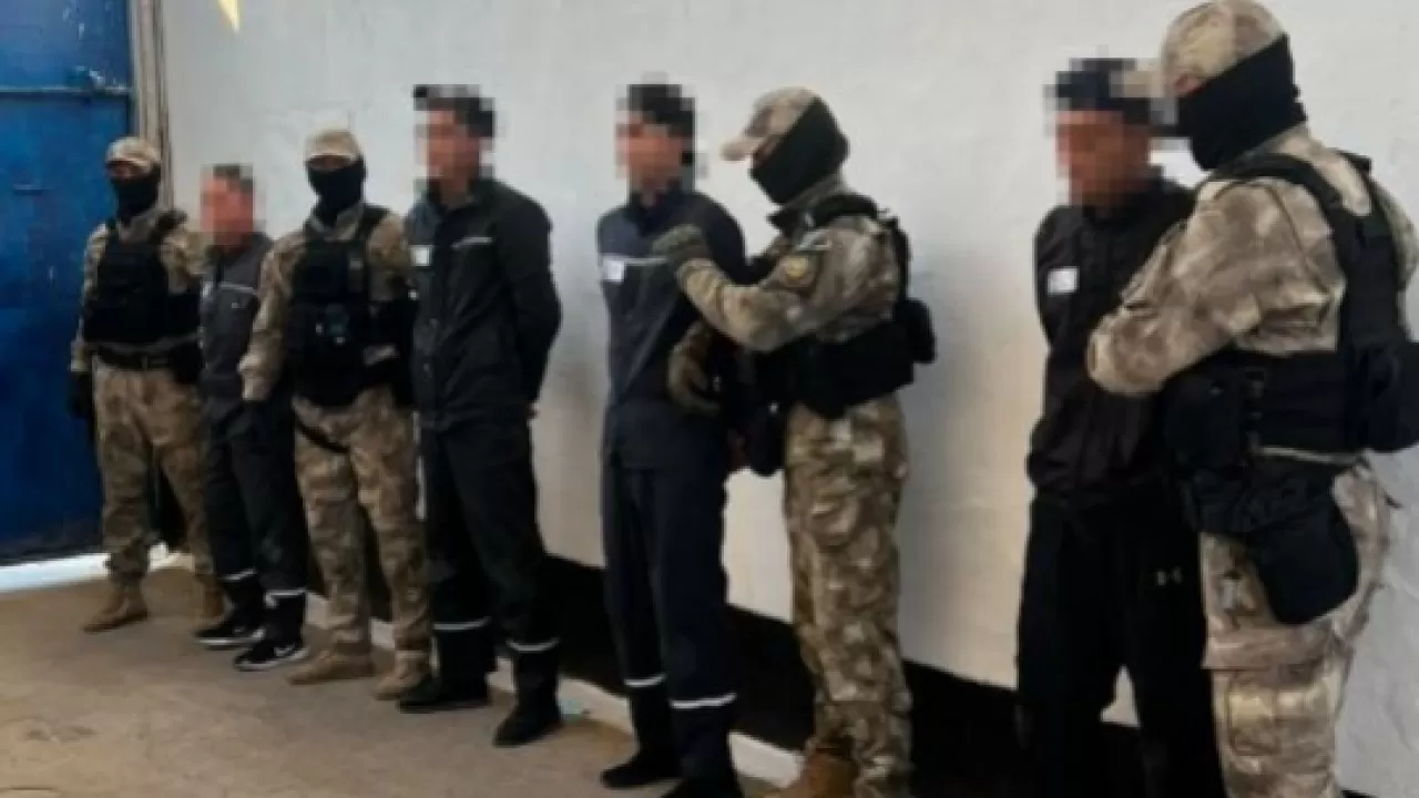 Масштабный удар по криминалу: спецслужбы провели синхронную спецоперацию в 10 регионах