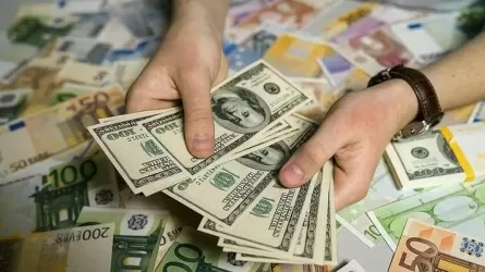 Охота за долларом: во сколько обходится американская валюта в обменниках