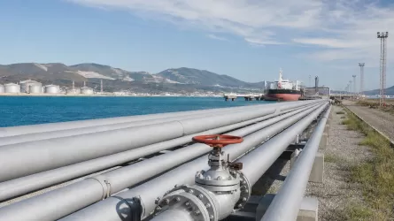 Казахстан нарастил поставки нефти в Новороссийск 