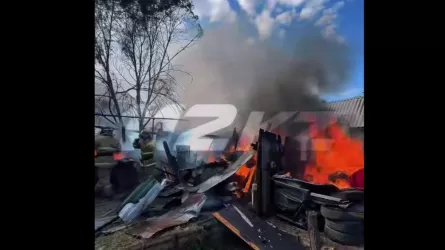 Два жилых дома спасли от огня на западе Казахстана 
