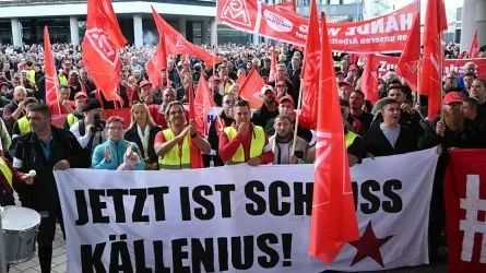 Автопром Германии охватили протесты: на улицы вышли 175 тыс. работников
